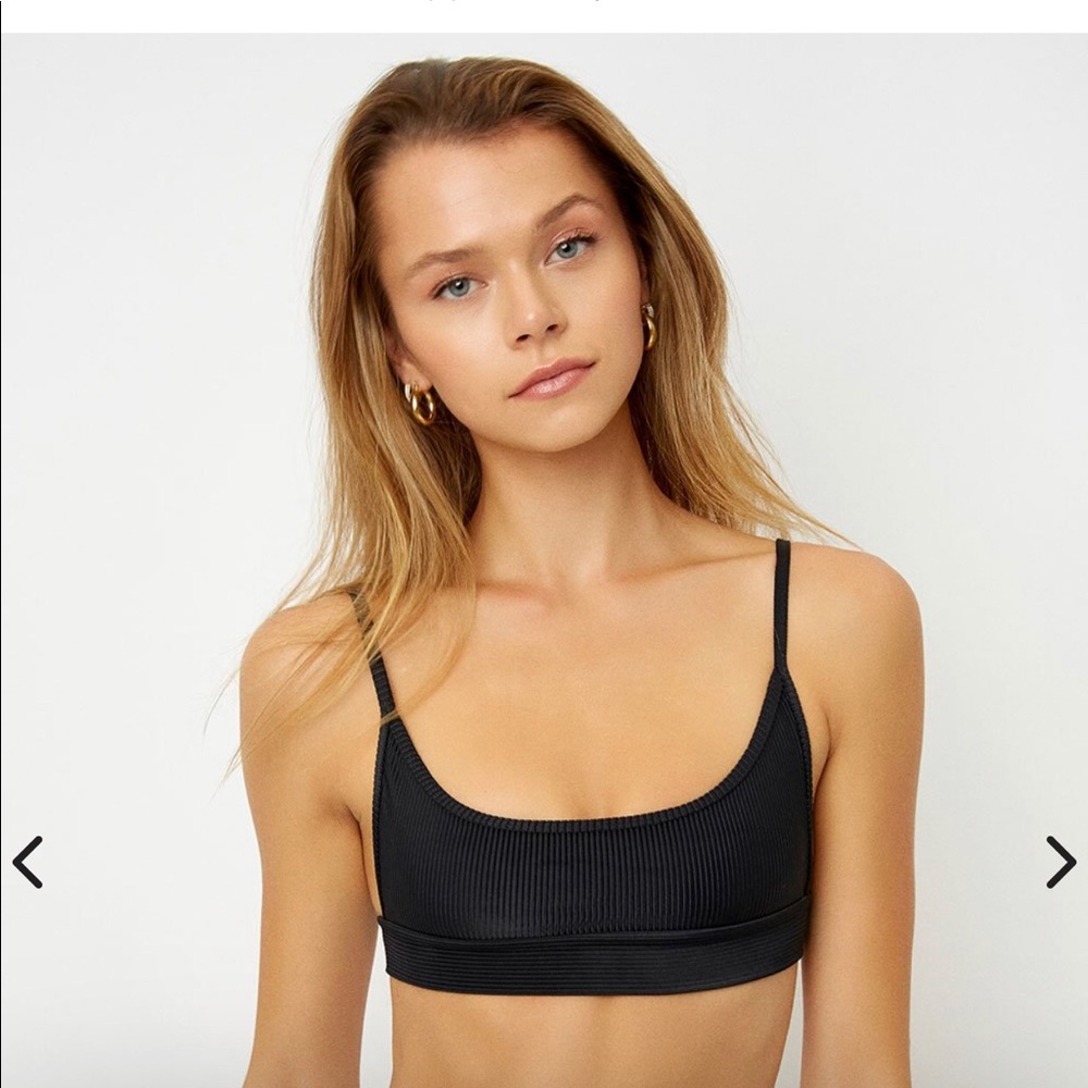 Frankies Bikinis Gavin Top Size Large Black NWT